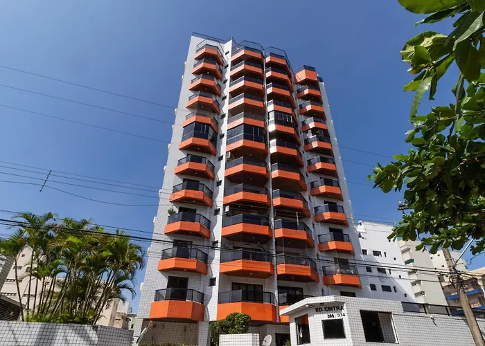 Apto Confortável à 250 m da praia! Guarujá